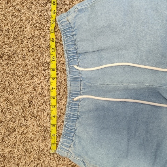 Forever 21 light blue chambray cuffed shorts drawstring waistband - Picture 3 of 8